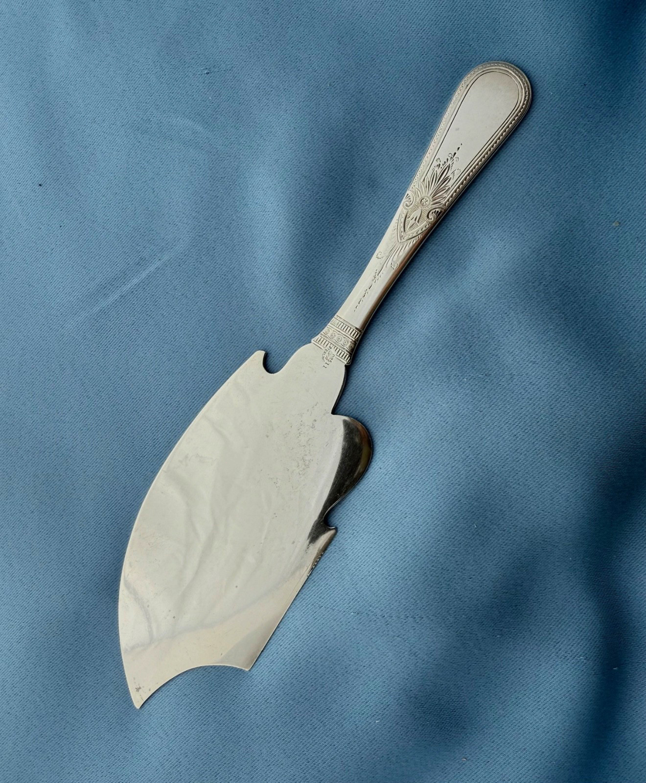 Whiting Sterling Ice Cream Slice Very Crisp Engraving Mono 10 1/2 Inch