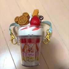 Estuche de recuerdo con correa para gofres y fresas de Mickey Mouse Tokyo Disney Resort