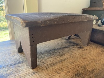 Antique Primitive Wooden hand made Fireplace Bench Riser with old paint ...