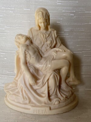 Vtg 5.5” Italian sculpture Michelangelo's Pieta by A. Santini Mary