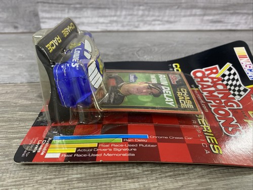 2002 JIMMIE JOHNSON #48 LOWE'S RAIN DELAY CHASE THE RACE 1/64 - Picture 4 of 13