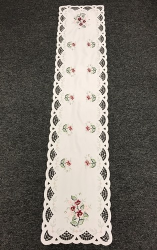 Red Rose Embroidered Tablecloth Cutwork Placemat Runner Scarf Wedding Party Deco - Picture 12 of 12