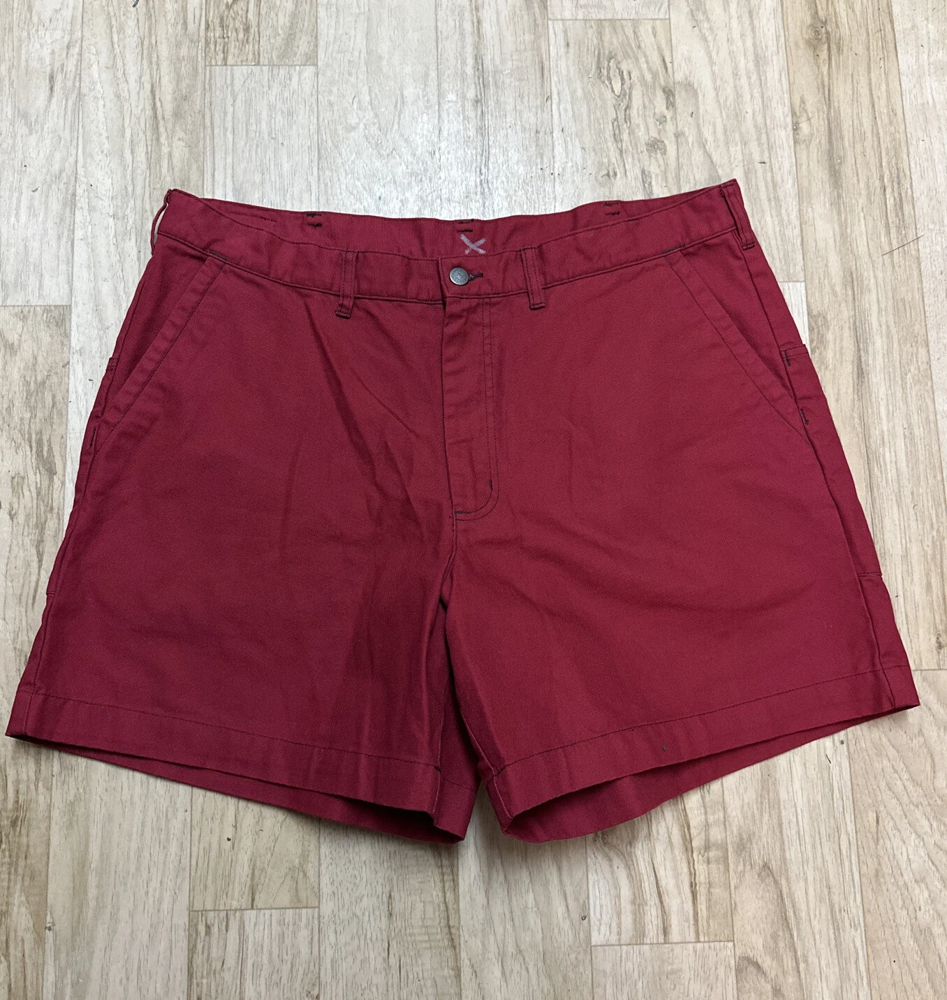 Patagonia Shorts Men burgundy Organic Cotton Stand Up 7" Outdoor Hiking Sz 40