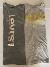 NWT Boys Youth Levi  s Set Of 2 T-Shirt Graphic Tee Size Large 12-13 Years Gray