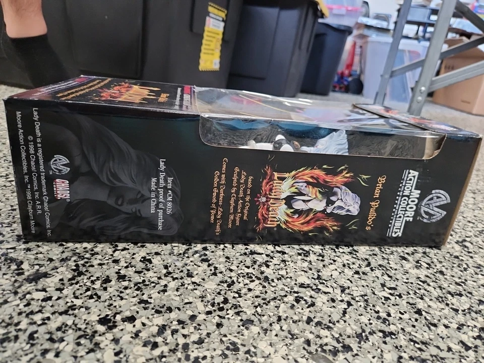 Moore/Chaos Comics Brian Pulido's Lady Death 12" Foto 3 de 4