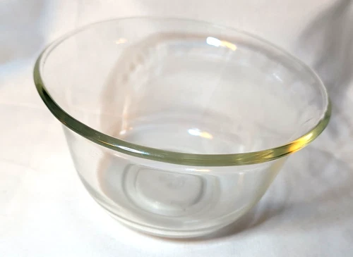 Vintage GE Pyrex Clear Mixer Bowl Flared, Diameter At Base 3.5", Top 7.5" Ht 4”