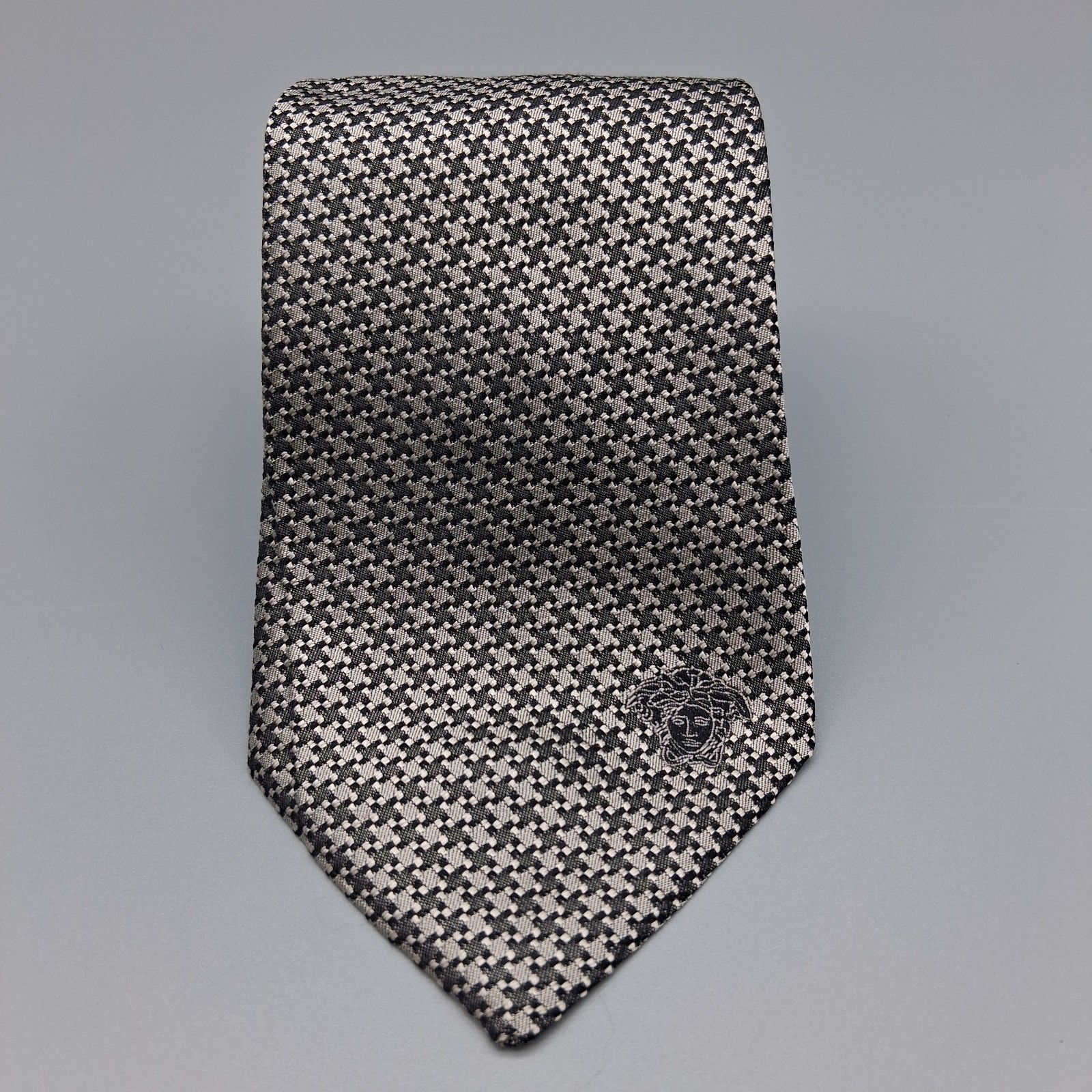 Gianni Versace Gray Black Design Pattern Silk Men… - image 1