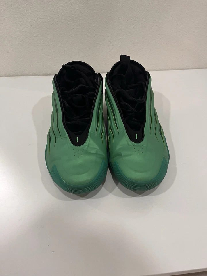 阿迪达斯 Yeezy QNTM BKSKTBL 冰雪奇缘绿色男式 10.5 码 — 第 3/4 张图片
