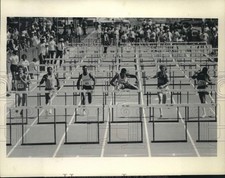 1979 Press Photo Track Athlete Renaldo Nehemiah Competes in Hurdle Race