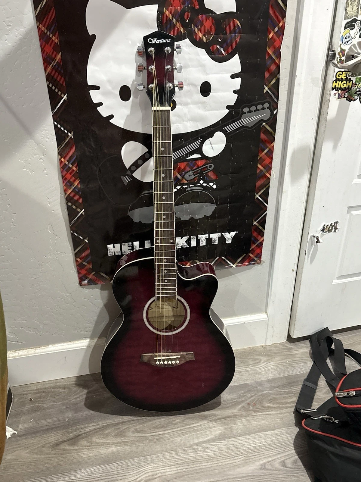 Picture 1 of 4