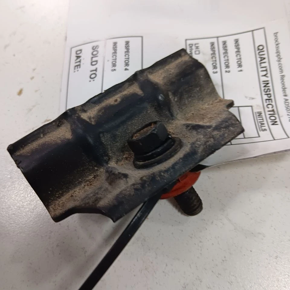 Hyundai Accent Battery Hold Down  2017 2016 2015 2014 2013 2012 - Image 2 of 4