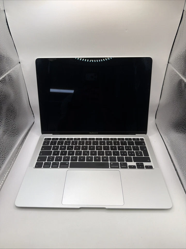 Apple MacBook Air 13" 2020 · i7 · 16GB · 512GB, photo 3 of 5