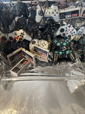 Konvolut aus 15 Controllern für PS1, PS2, PS...