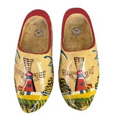 Hand Painted Wooden Souvenir Clogs Made In Holland Circa 20 CM , 31 a535