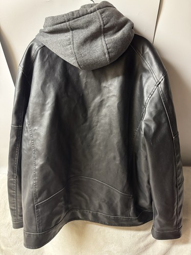 BLACK RIVET MEN’S XXL BLACK REMOVABLE HOOD MOTO GRUNGE POLYVINYL LEATHER JACKET - Picture 7 of 8