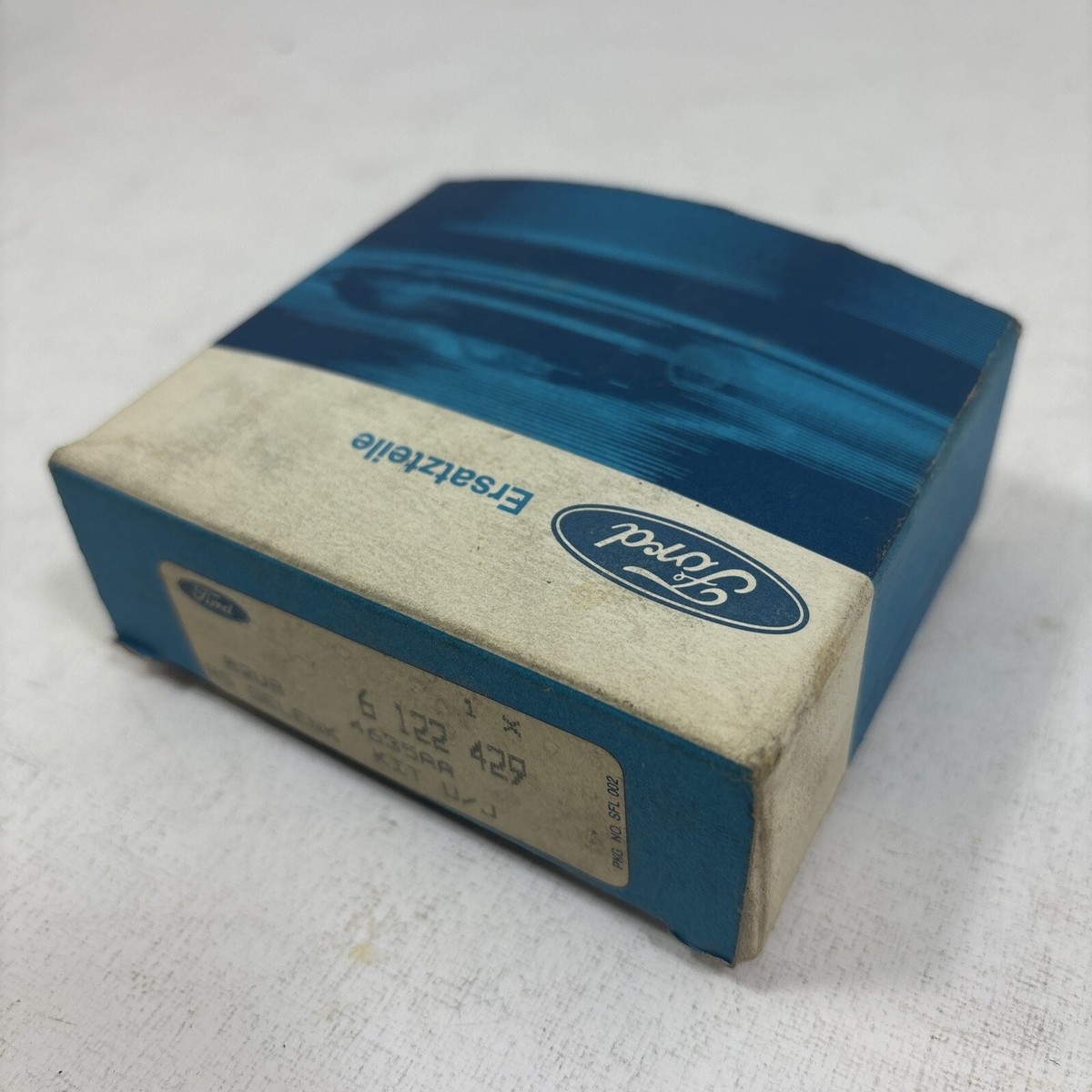225) Genuine Ford Transit 6122429 universal joint cross 225) Genuine Ford Transit 6122429 universal joint cross