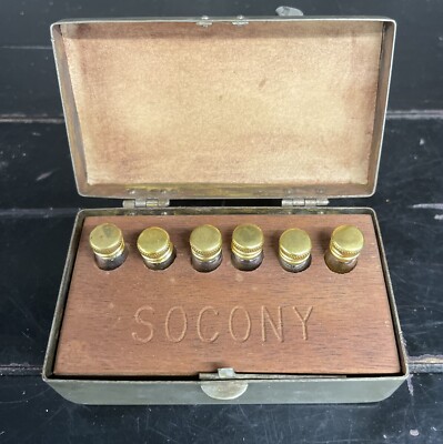 Early Vintage Miniature SOCONY Motor Oil Advertising Salesman Sample In Box