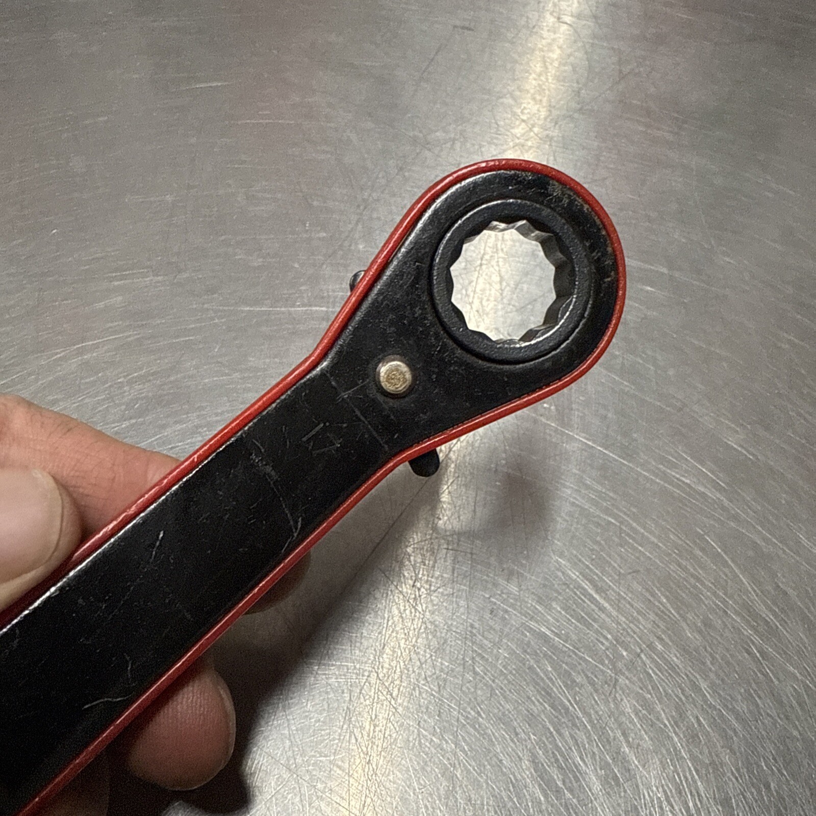 Ratcheting Box Wrench 15 & 17 Mm Standard Measurement US Pat: 5119701 ...