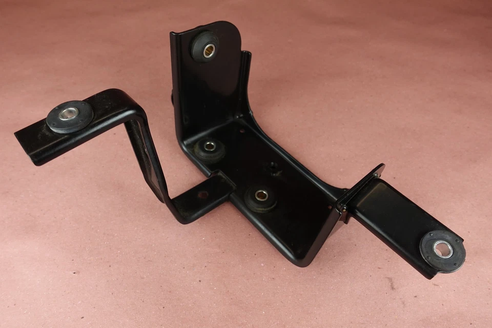 07-12 Suzuki GSX1250FA GSF 1250S HYDRAULIC ABS UNIT BRACKET MOUNT HOLDER Foto 3 de 4