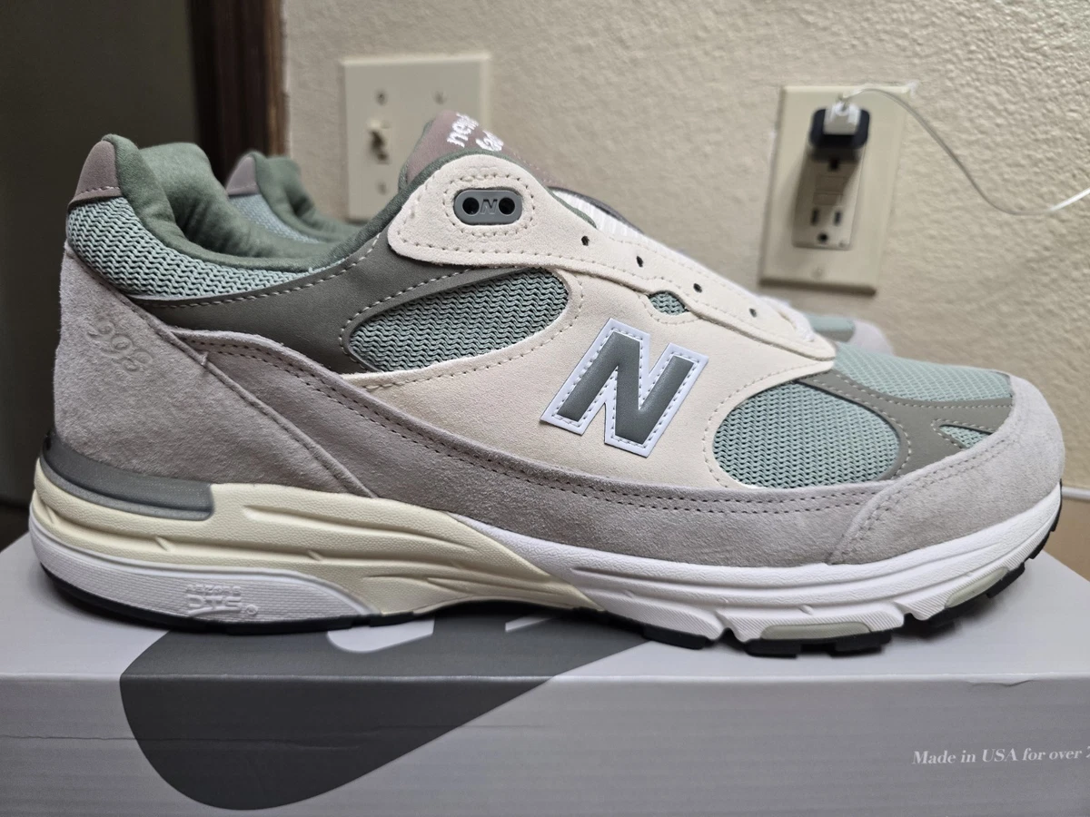 Preços baixos em New Balance Kith x 993 Made in USA Spring 101 | eBay