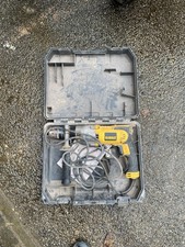 Dewalt D21570 Diamond Core Drill 240V 99p
