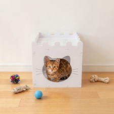 Indoor Cat House PVC Panel For Small Cats British Shorthair White Castle