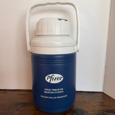 Rare Pfizer Employee Award Coleman 5542 36oz Jug 1997 Made in USA Vintage Pharma