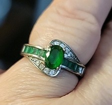RICH GREEN EMERALD OVAL CUT W/ DIAMONDS AND 7 Cabochons, Marked 925, 