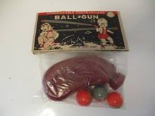 Vintage 1950-60s POLYETHYLENE BALL GUN - UNUSED/NEW IN PACKAGE - HONG KONG