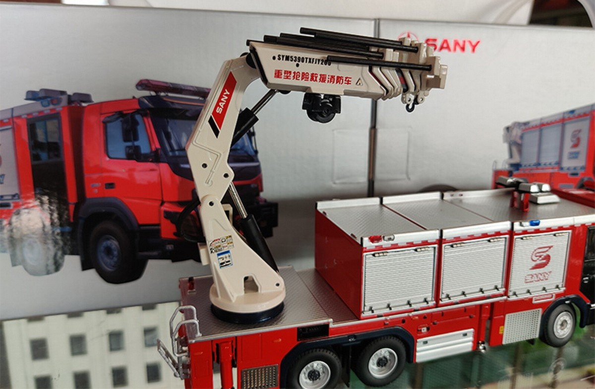 1/50 SANY JY200 Emergency Fire Rescue Major Fire Truck Volvo 1/50 SANY JY200 Emergency Fire Rescue Major Fire Truck Volvo