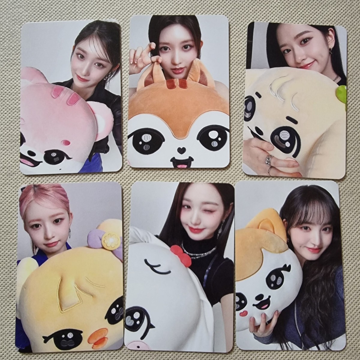 IVE x MINIVE 'MINIVE PARK' SOUNDWAVE POP- UP STORE MD FACE CUSHION