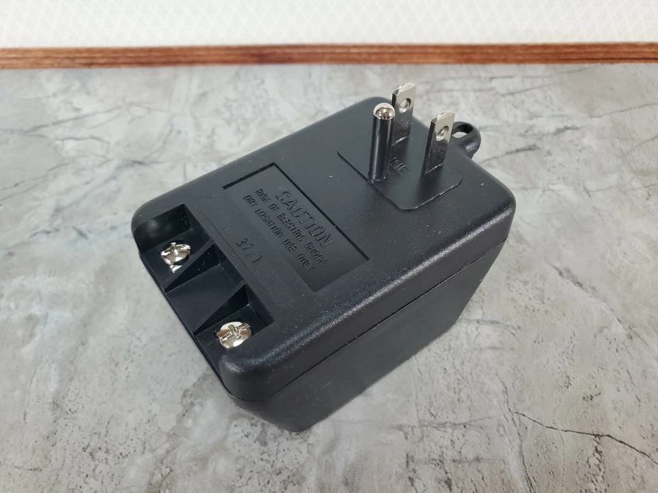 Transformador para casa de muñecas 20 vatios - 32 bombillas de capacidad para casas medianas a grandes Foto 2 de 3