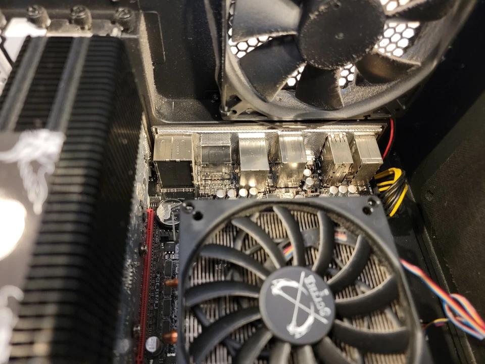 ASUS Gaming PC Republic of Gamers Maximus IV GENE-Z AVA Direct GAME Computer - Image 3 of 4