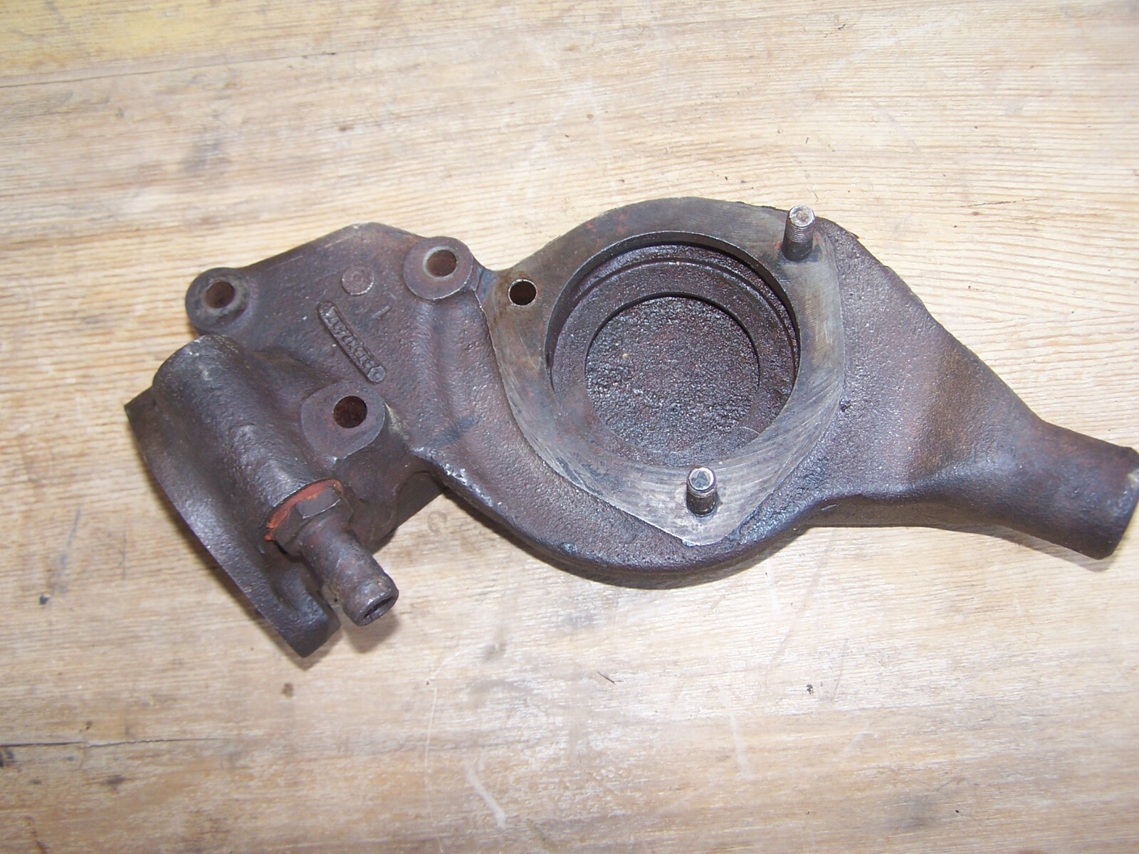 TRIUMPH GT6 water pump housing eBay