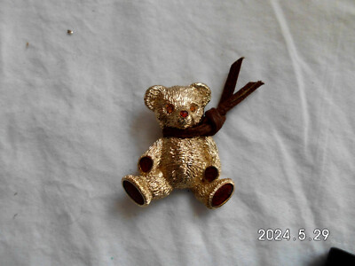 【未使用】BURBERRY バーバリー　ブローチ　熊　くまちゃん　ゴールド　ピン s-l400.jpg