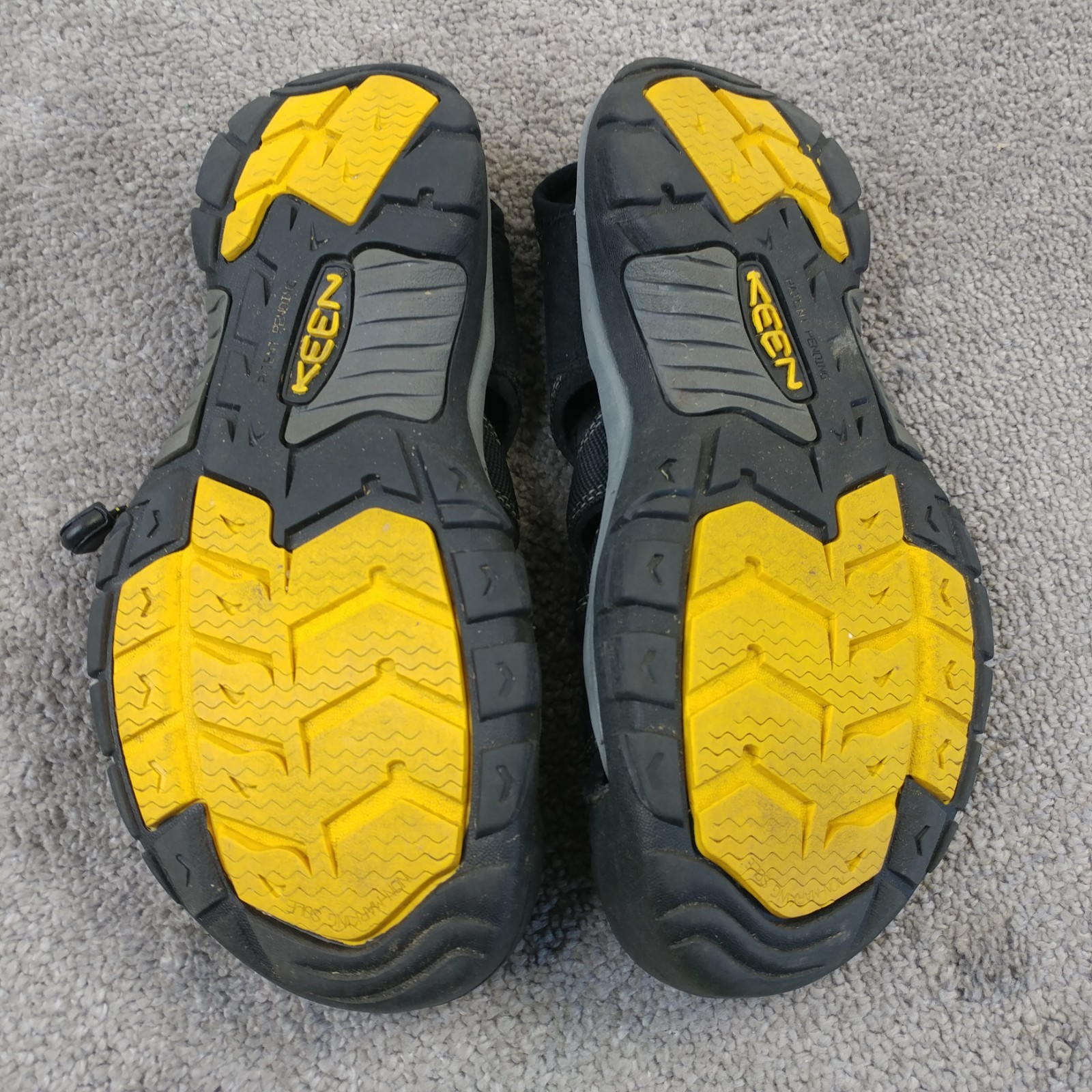 Sandali Keen Newport H2 uomo taglia 9 scarpe impermeabili slingback escursionismo nero