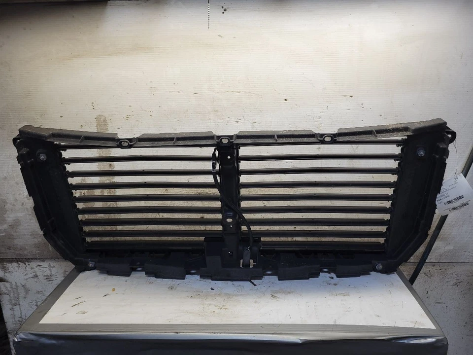 Ford Fusion HS73-8475-AE 2017 obturador activo con aire Foto 4 de 4