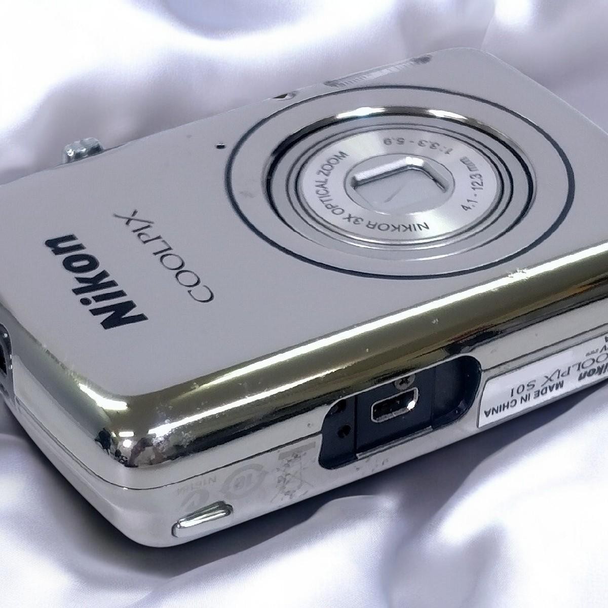 EXC+5] Nikon COOLPIX S01 Silver 10.1MP Digital Camera English