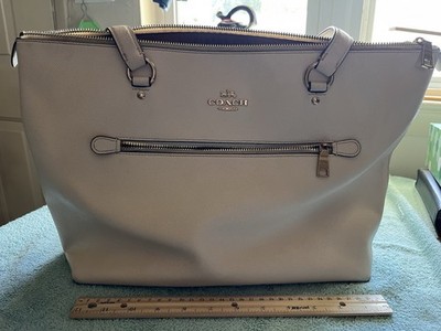 Coach Gallery Tote Bag Off White/ Tan Straps Need Replaced Due To Wear.