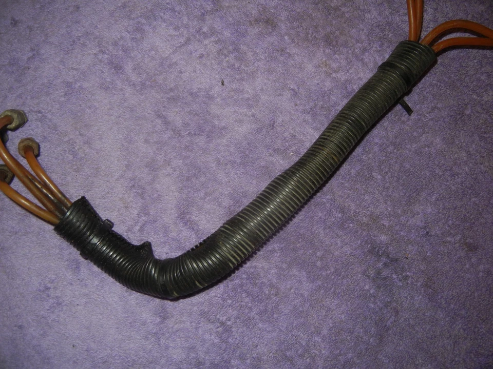 Линии впрыска топлива 1986 SAAB Classic 900 8 клапанов - Изображение 4 из 4