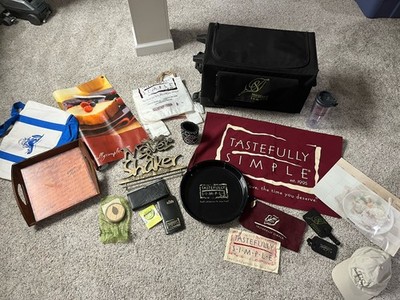 Tastefully Simple Logo Items