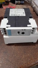 SIEMENS 3RP1525-1AQ30 TIME RELAY 0.05SEC-100HR 100-127VAC 50-60HZ 24VAC/DC