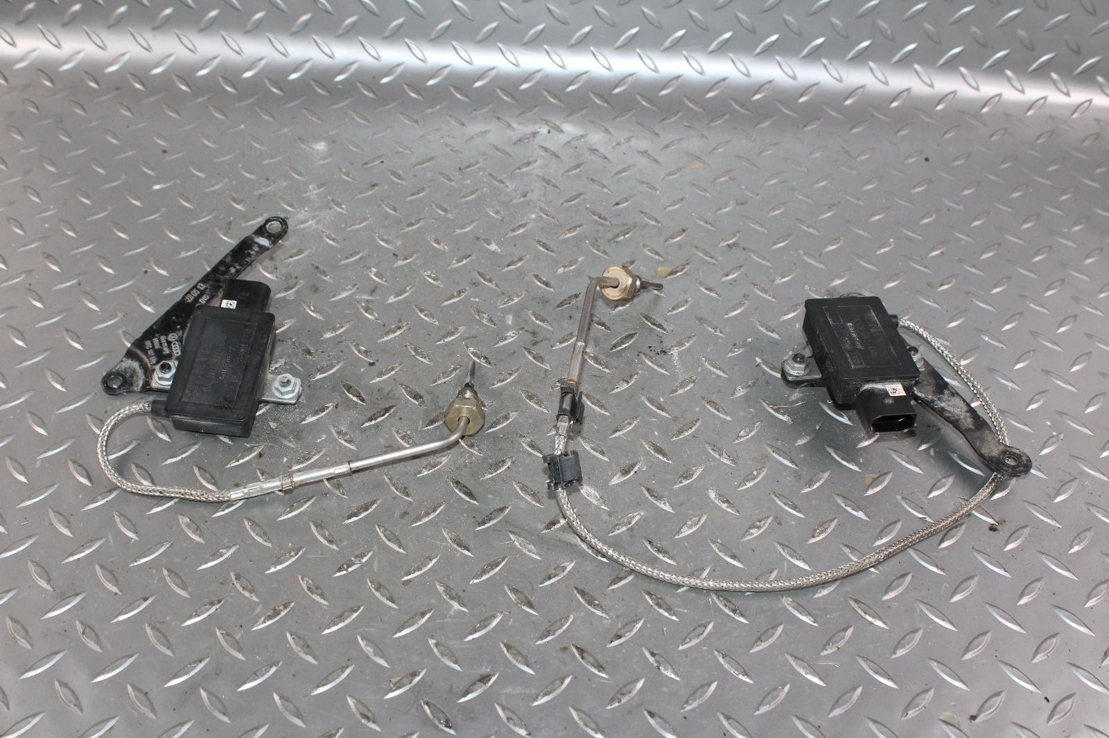 13-18 Flying Spur 6.0L Motor Engine EGT Exhaust Temperature Temp Sensors Pair 2x