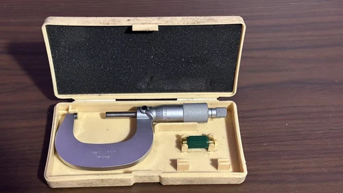 Mitutoyo 101-106 Outside Micrometer, 1-2" Range, .001" Graduation