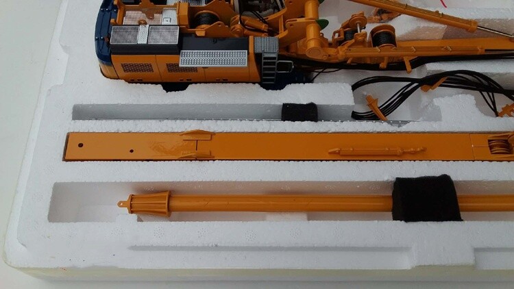 1:50 Bauer BG 40 Kelly Equipment Drilling Rig Construction