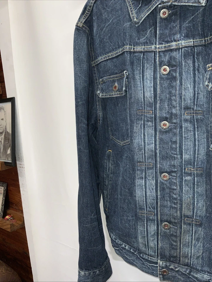 Мужская винтажная плиссированная джинсовая куртка Tommy Hilfiger на пуговицах размер XL.       000264 - Изображение 4 из 4