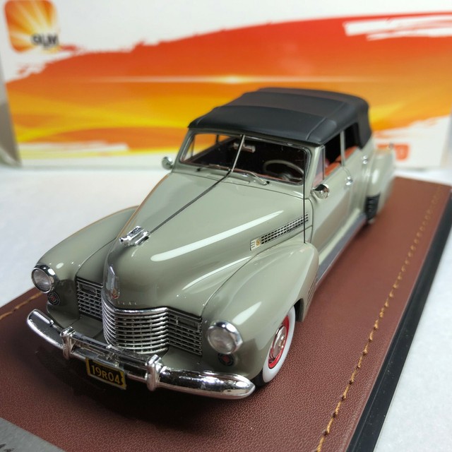 Cadillac 1 43