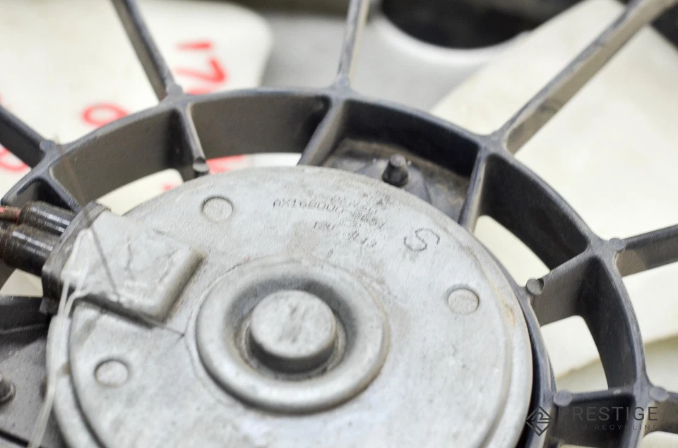 Ventilador de refrigeración radiador Honda Accord 2008-2010 OEM Foto 3 de 4