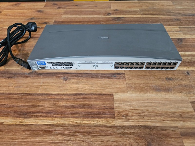 J4813A HP 2524 10/100 24-Port Managed Switch