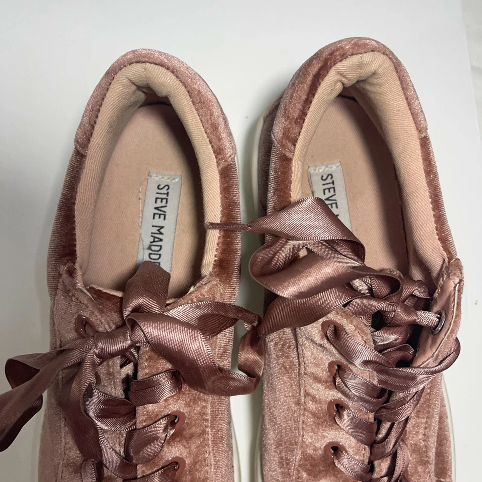 Tênis Steve Madden rosa veludo Bertie -V com cadarço tamanho 8,5 B feminino - Imagem 3 de 4